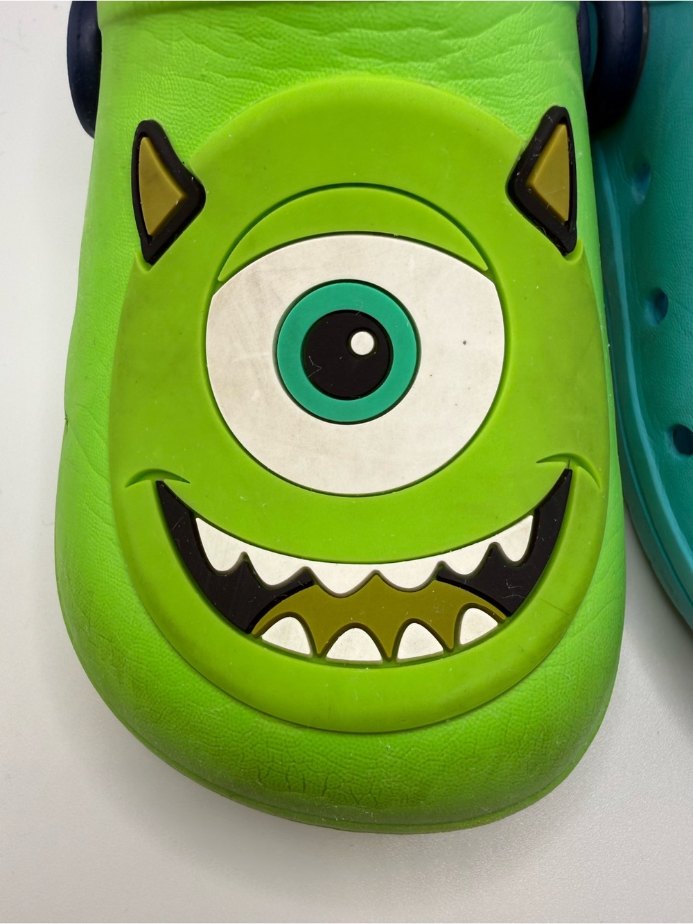 Monsters inc- Mike and Sully clog style shoes - Picture 8 of 10